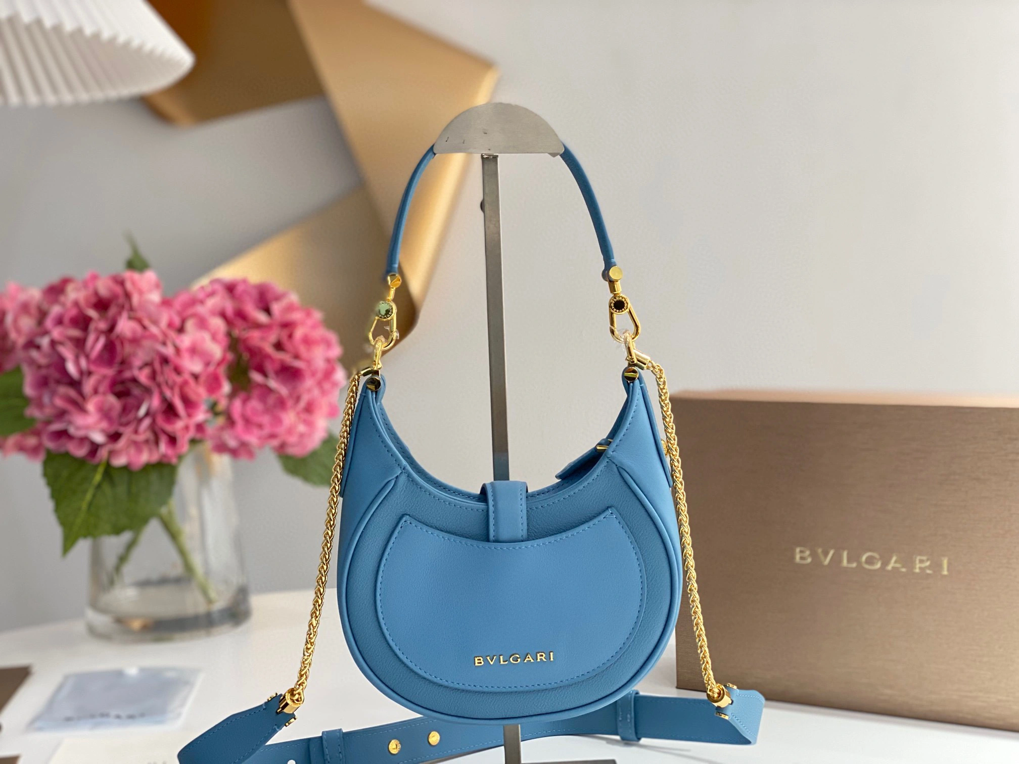 MOMO- 291634 item：B-B063G1722C