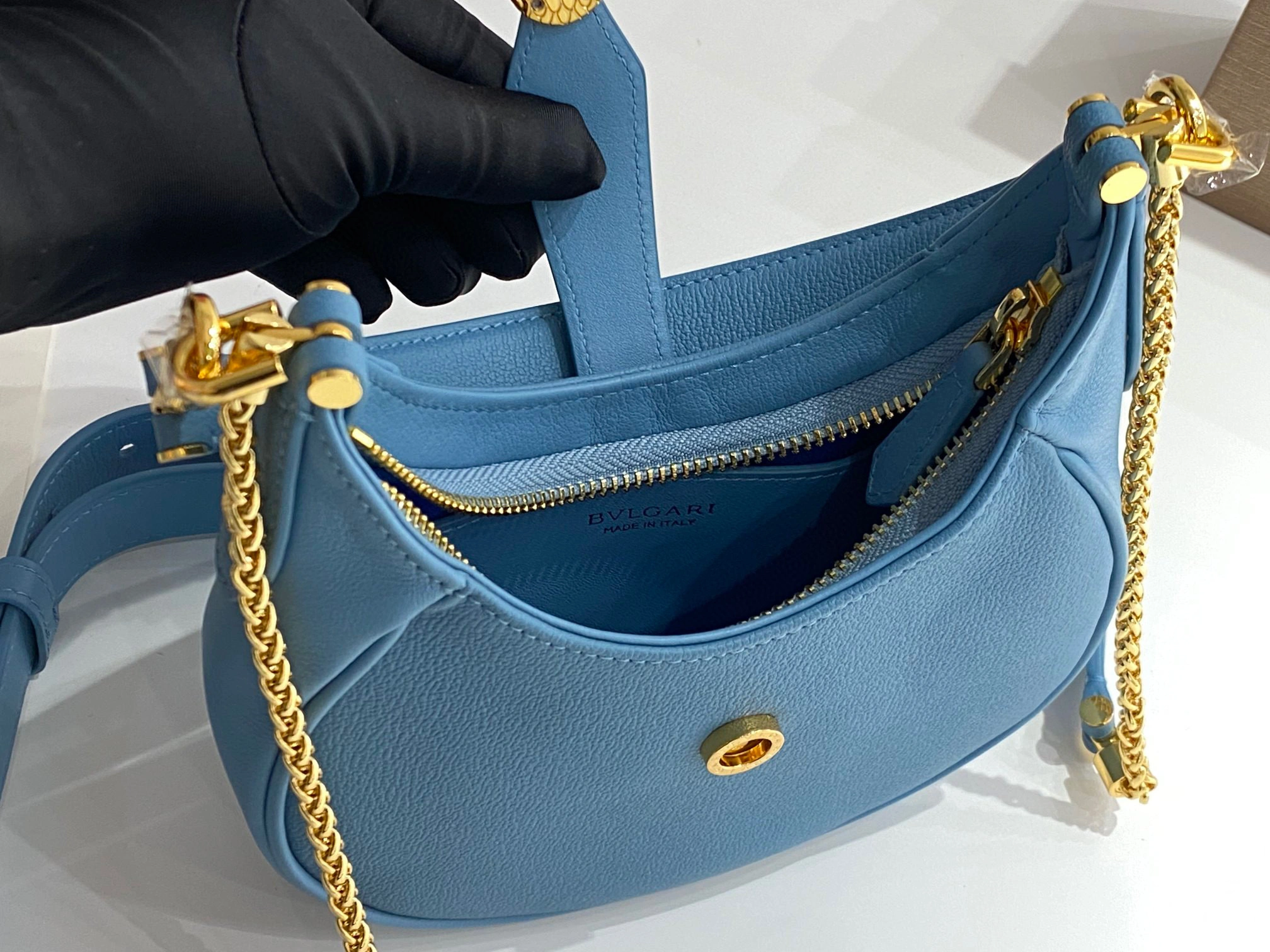 MOMO- 291634 item：B-B063G1722C