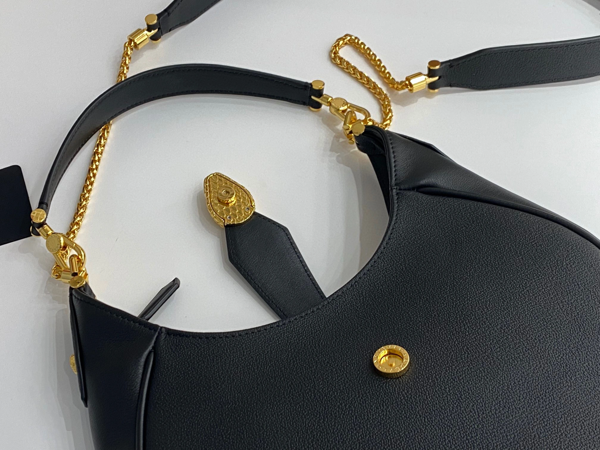 MOMO- 291636 item：B-B063G1718C