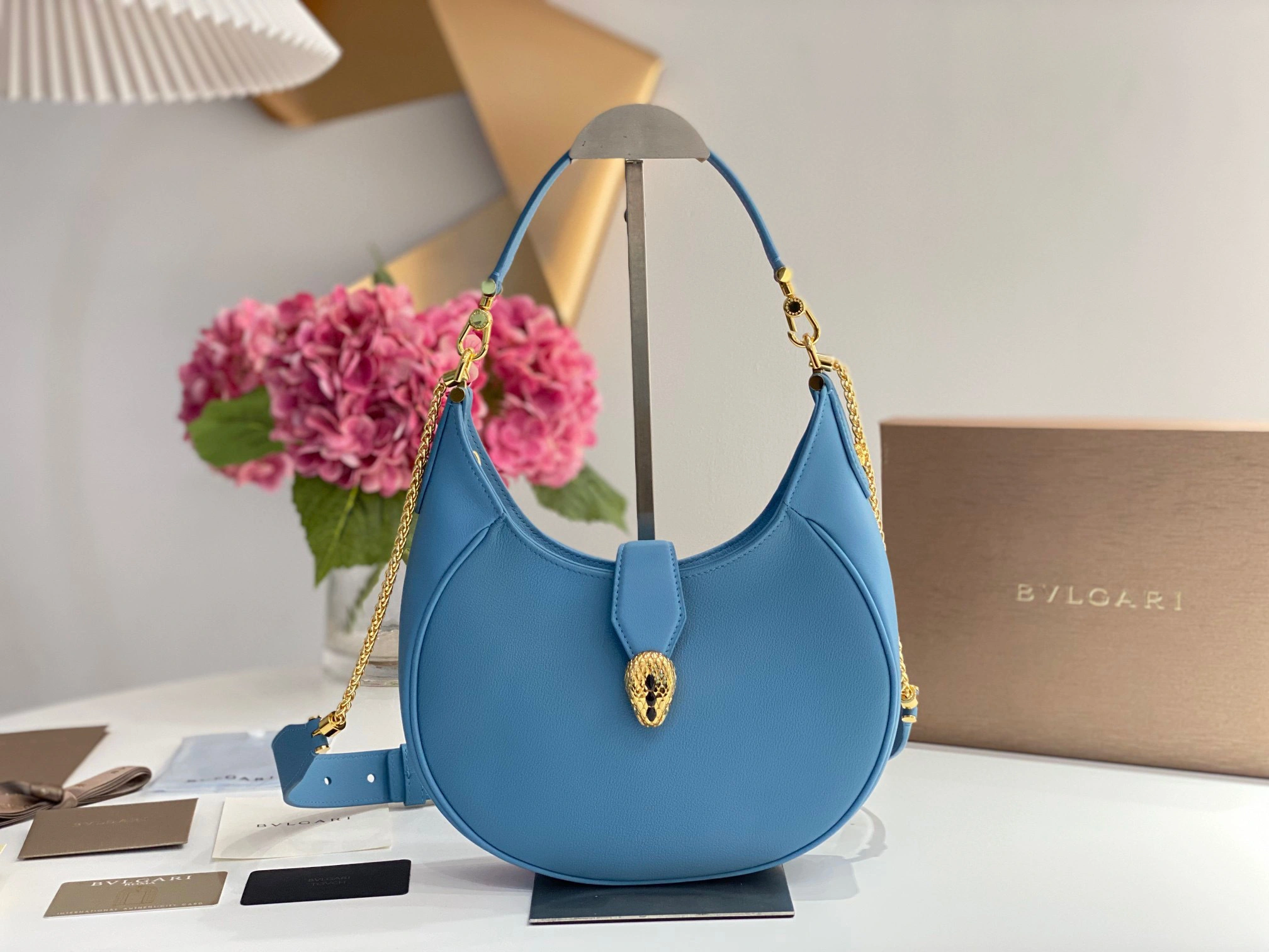 MOMO- 291640 item：B-B063G1721C