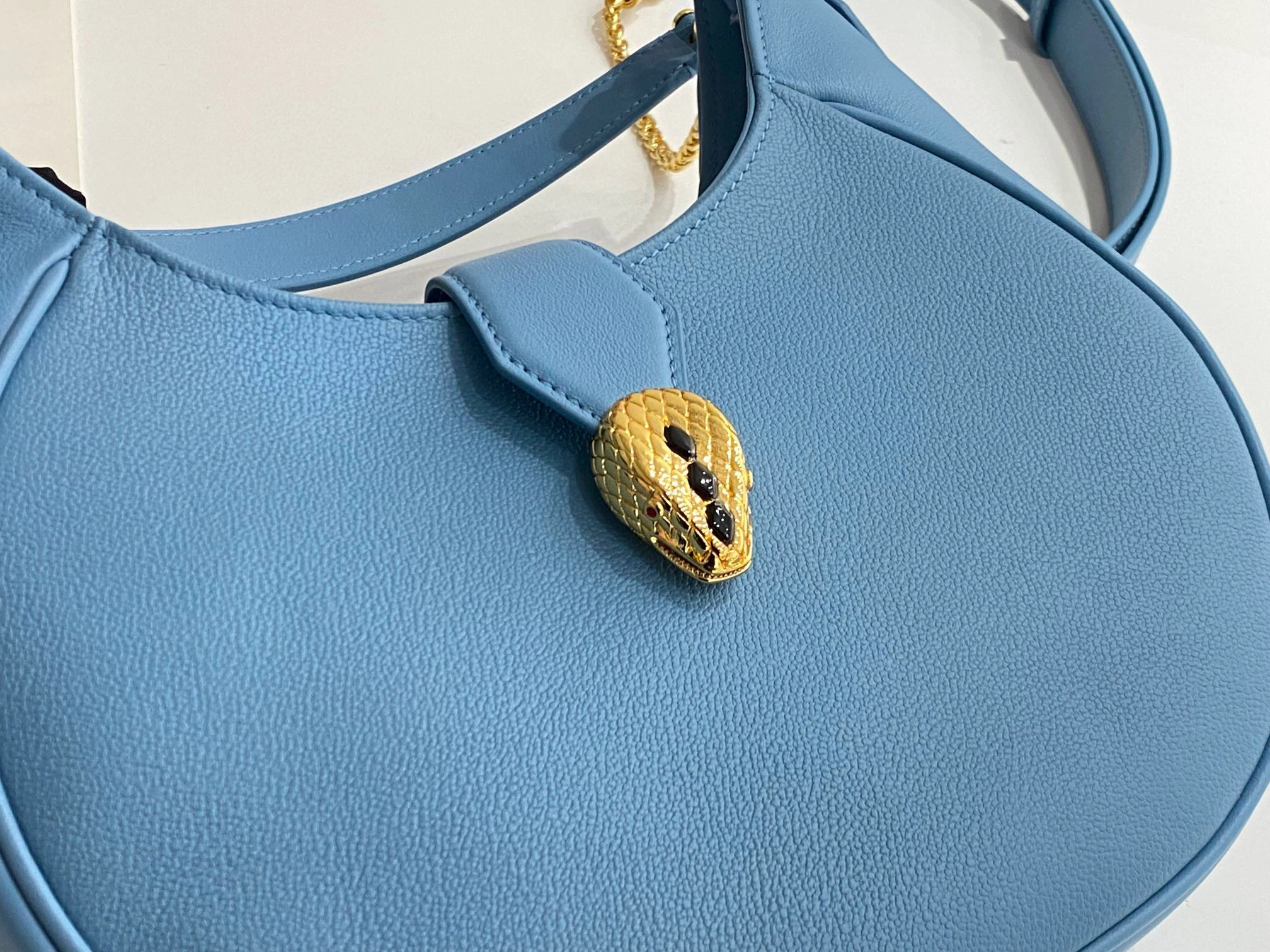 MOMO- 291640 item：B-B063G1721C