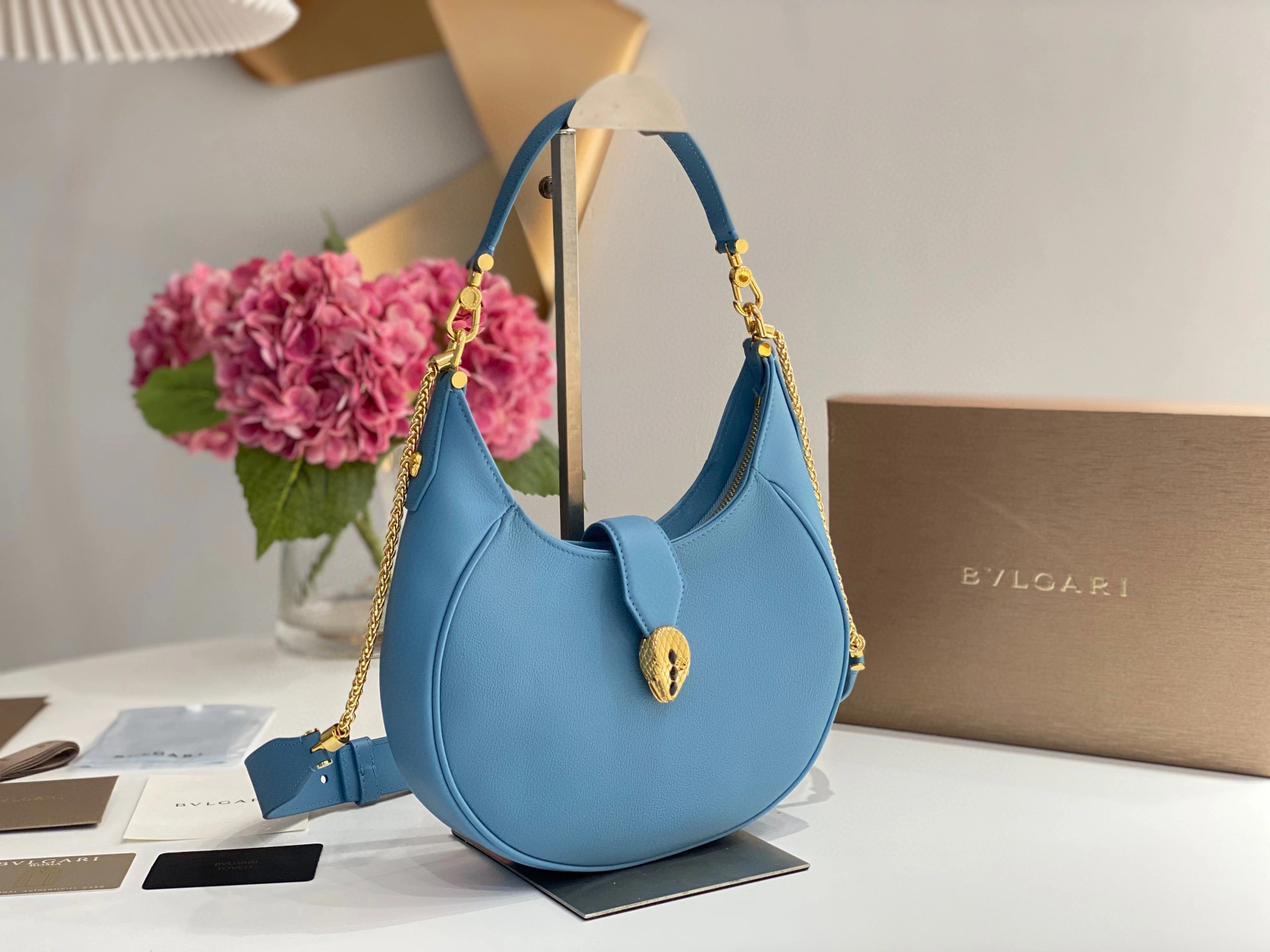 MOMO- 291640 item：B-B063G1721C