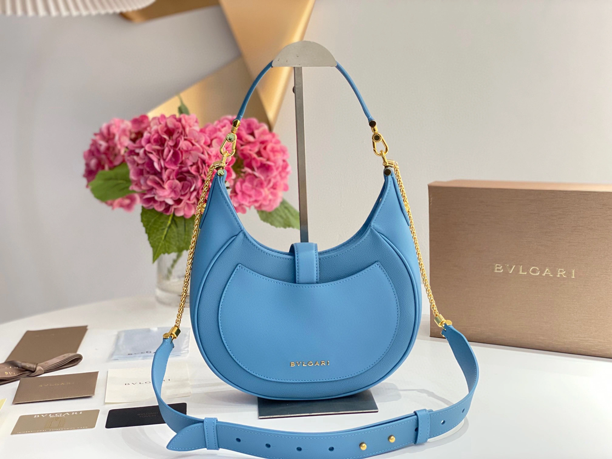 MOMO- 291640 item：B-B063G1721C