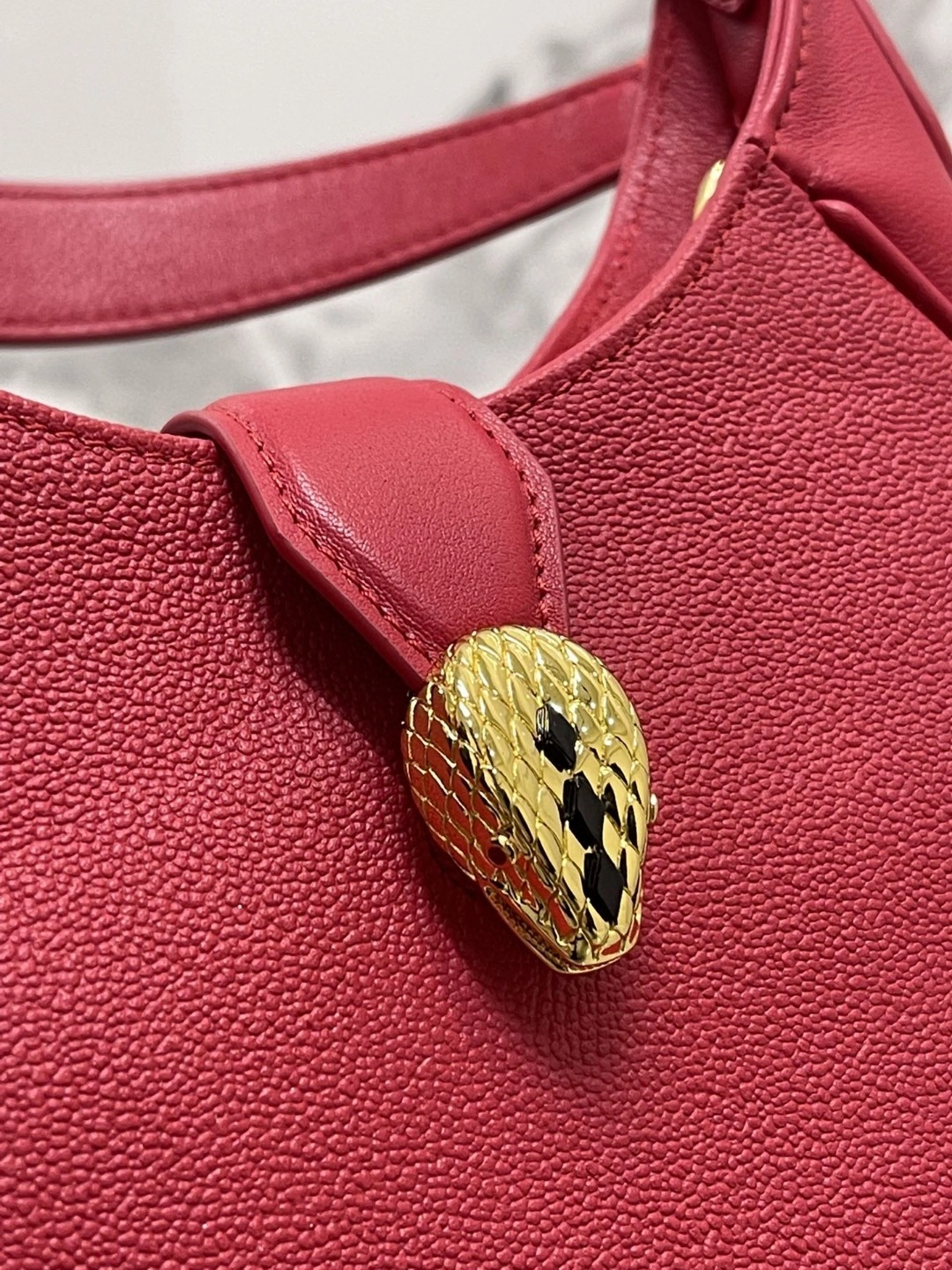 MOMO- 291765 Calfskin SERPENTI ELLIPSE item : B-B830C1225