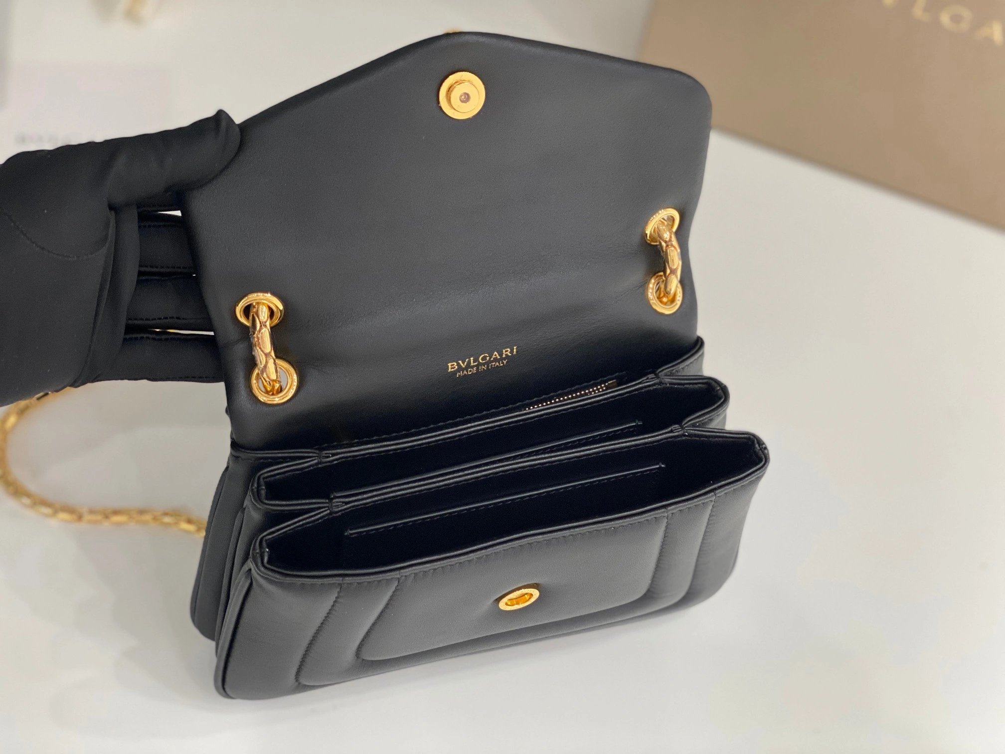 MOMO- 292122 high quality version item：C-B063G2110R