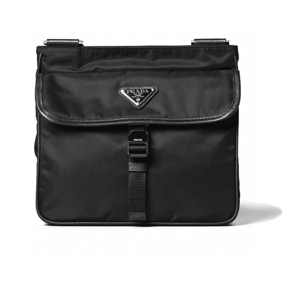 MOMO- 2VH110-064-F0002 cowhide item : B-B598E1527W