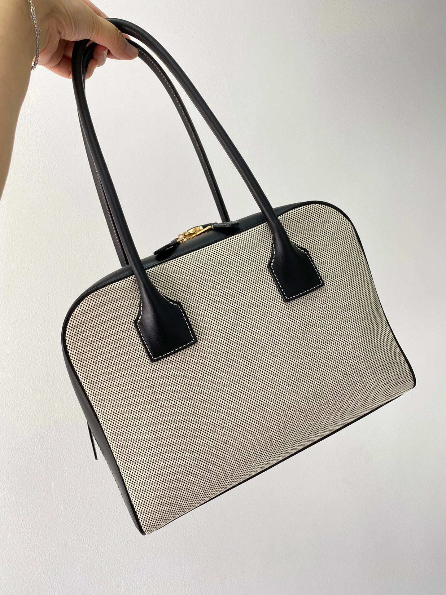MOMO- 2colour item : A-B278L0114-2