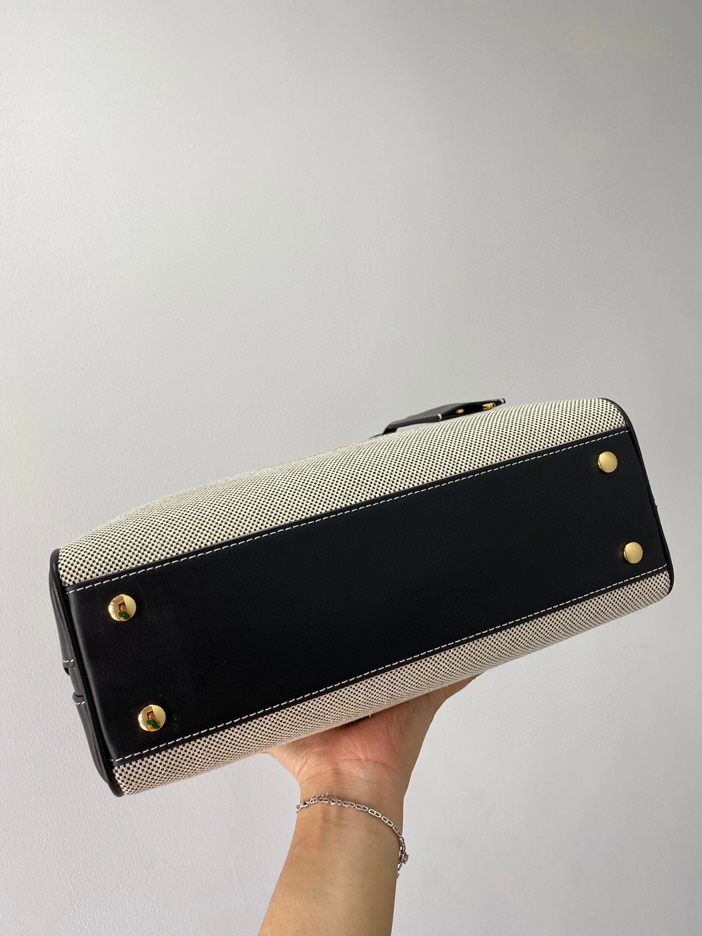 MOMO- 2colour item : A-B278L0114-2