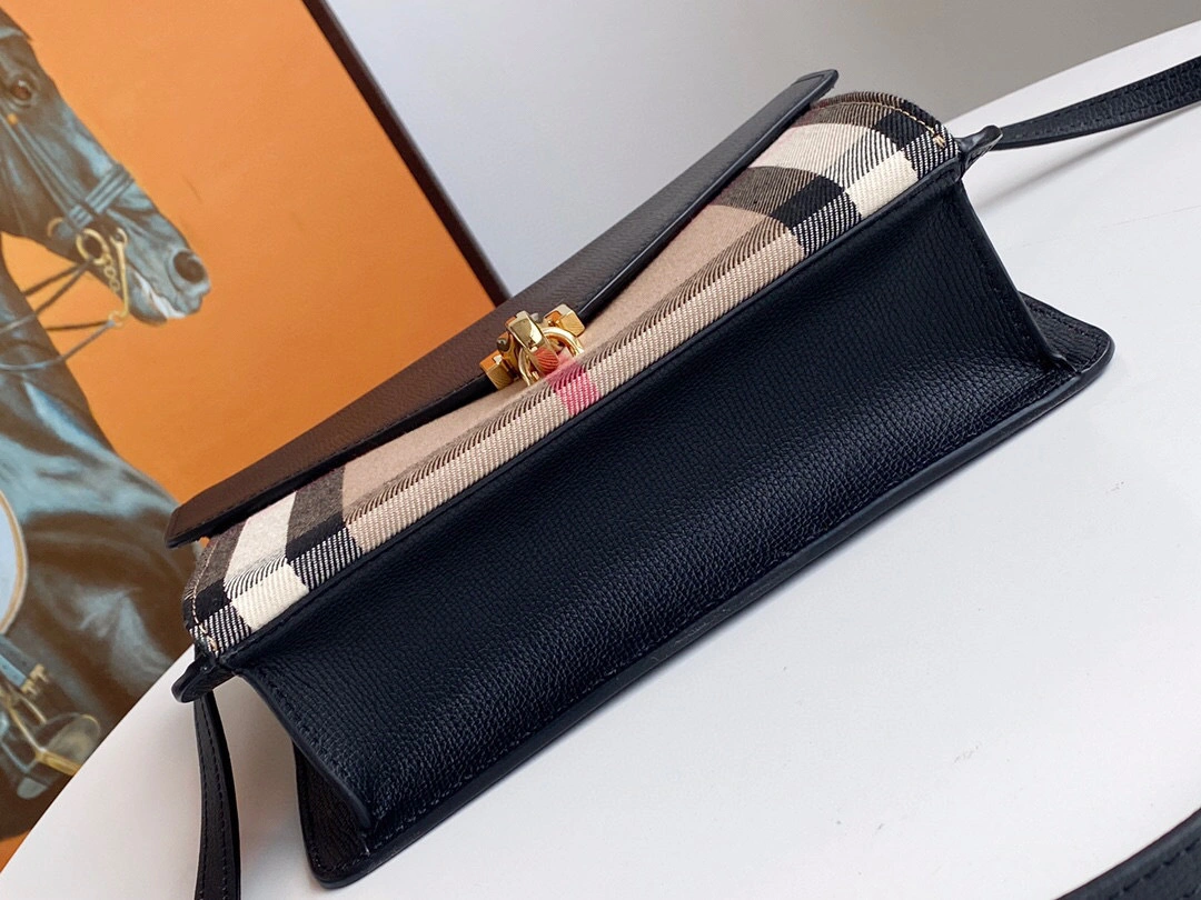 MOMO- 2colour item:B-B271B0903-2