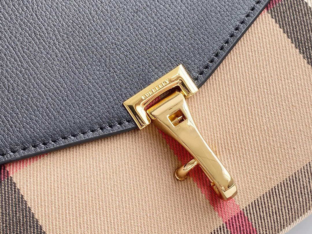 MOMO- 2colour item:B-B271B0903-2