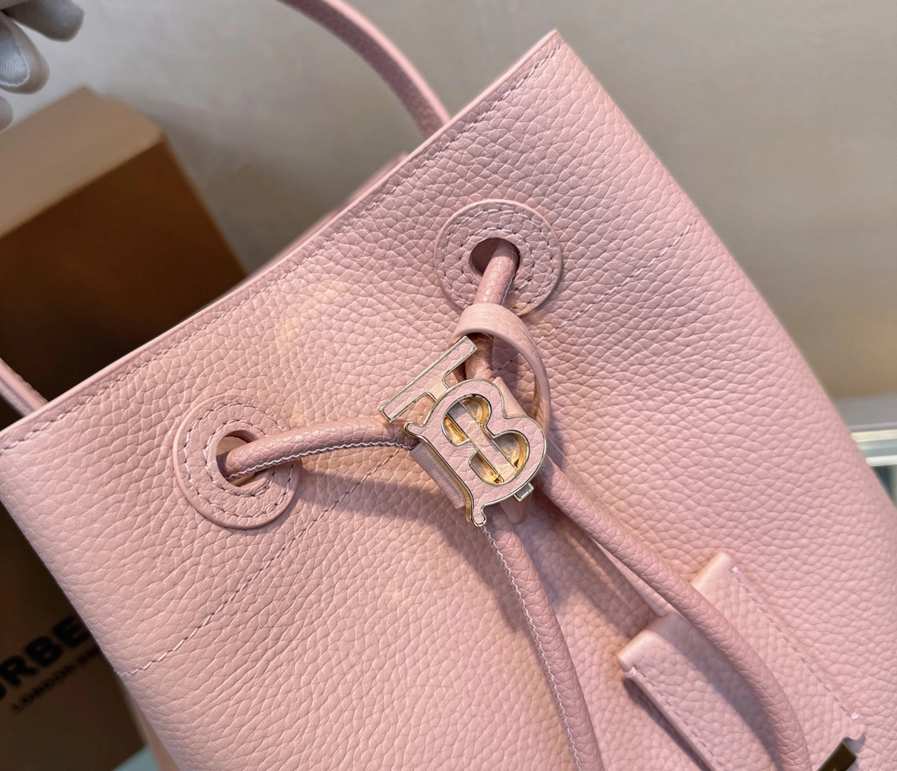 MOMO--2ur25rry 80629911 high quality version Calfskin item:E-B000L0704T