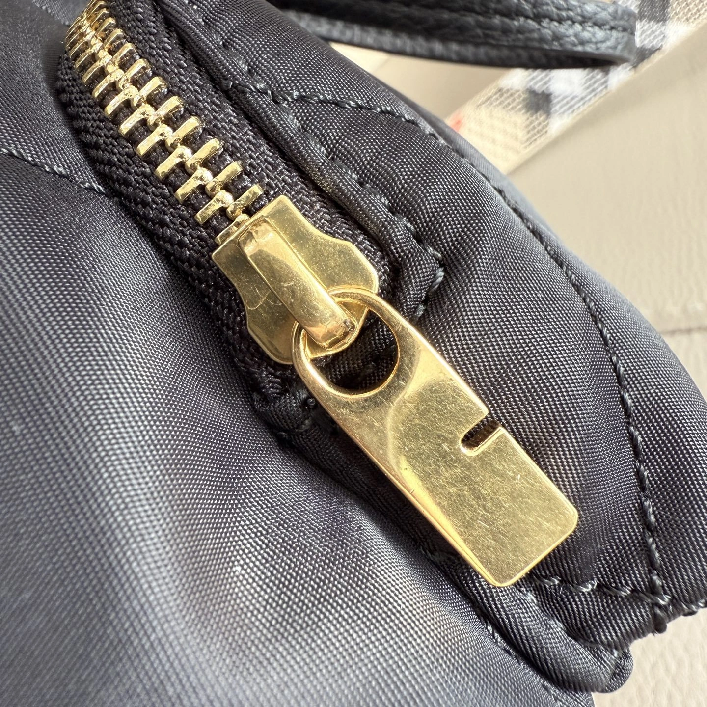 MOMO--2ur25rry 81187481 high quality version Horseshoe item:E-B564L1812T