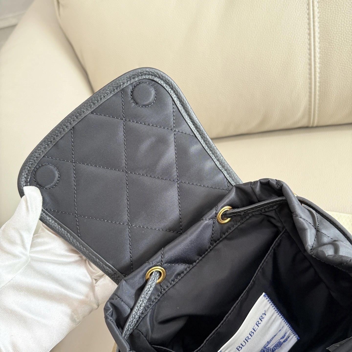 MOMO--2ur25rry 81187481 high quality version Horseshoe item:E-B564L1812T