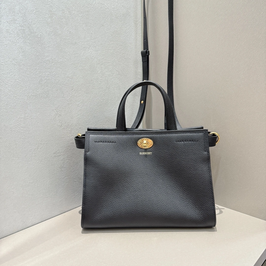 MOMO- 2ur25rry P81113501 high quality version calfskin item：E-B177I2521