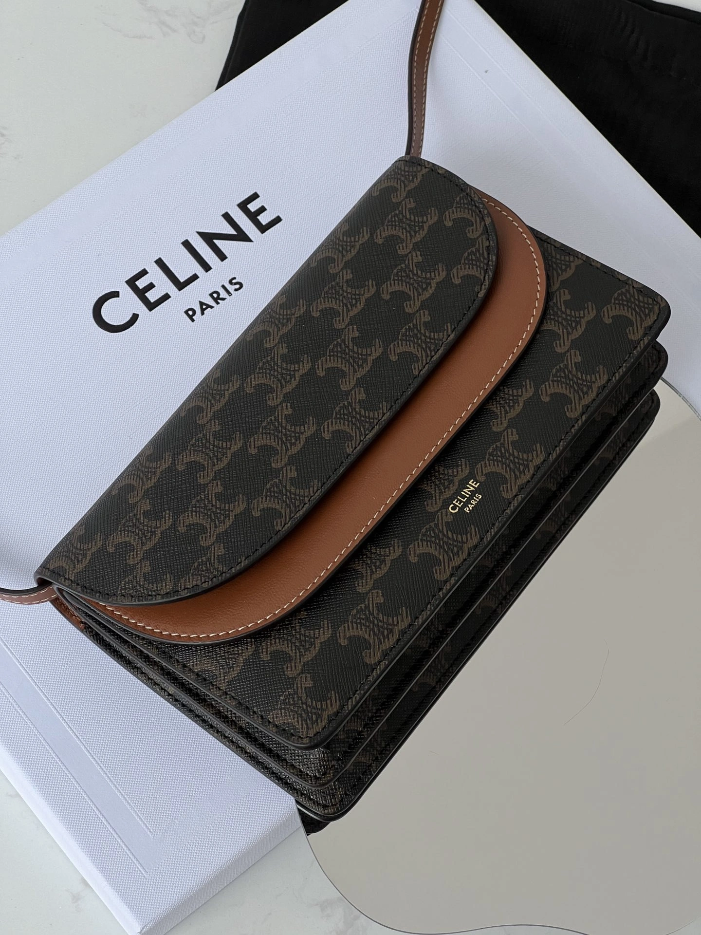 MOMO- 358i95 10D852CG9-04LU high quality version Woc item:E-B805J2404