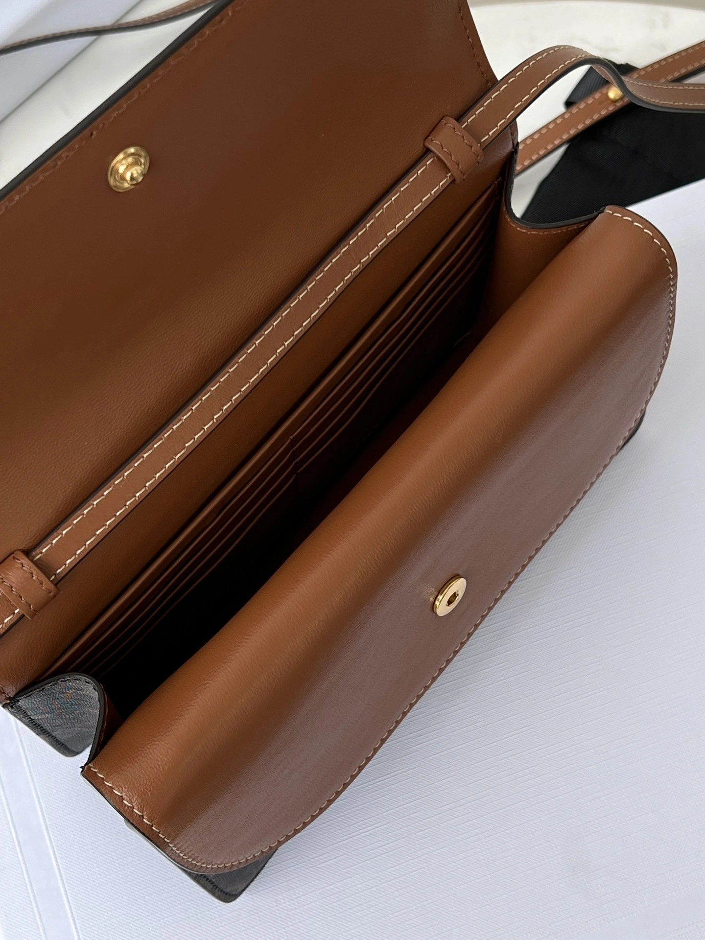 MOMO- 358i95 10D852CG9-04LU high quality version Woc item:E-B805J2404