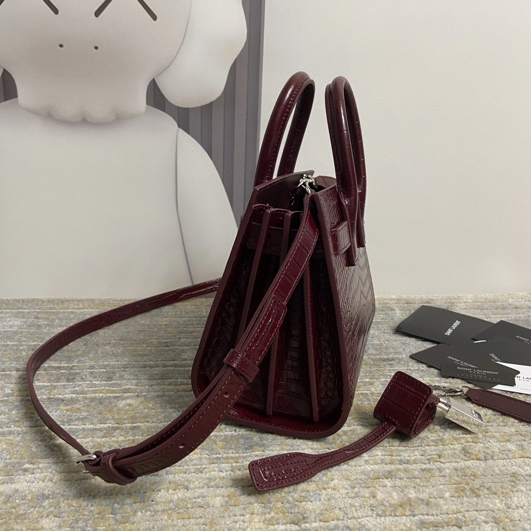 MOMO- 392035DND1N6475 Le Sac de Jour item : B-B597E1508W