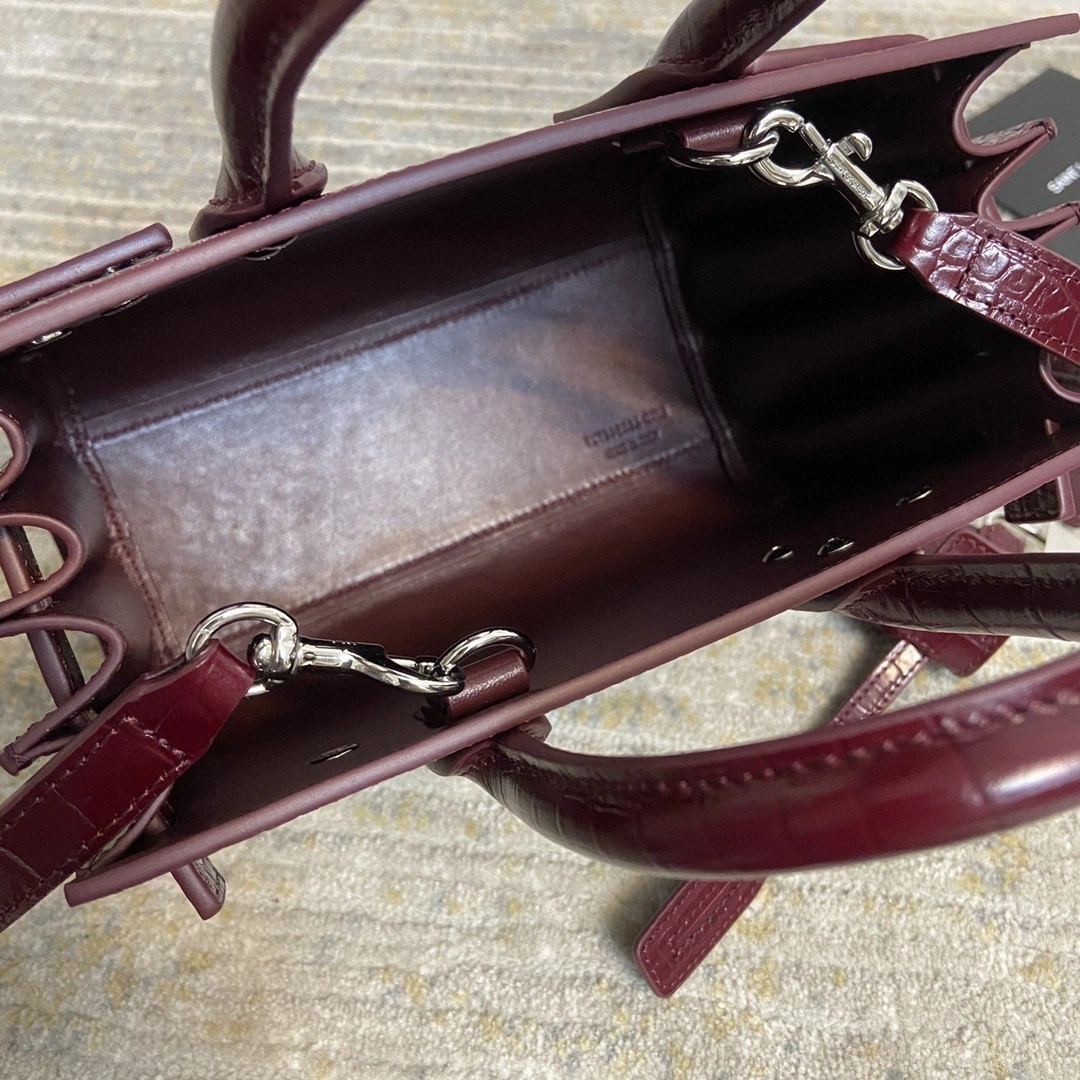 MOMO- 392035DND1N6475 Le Sac de Jour item : B-B597E1508W