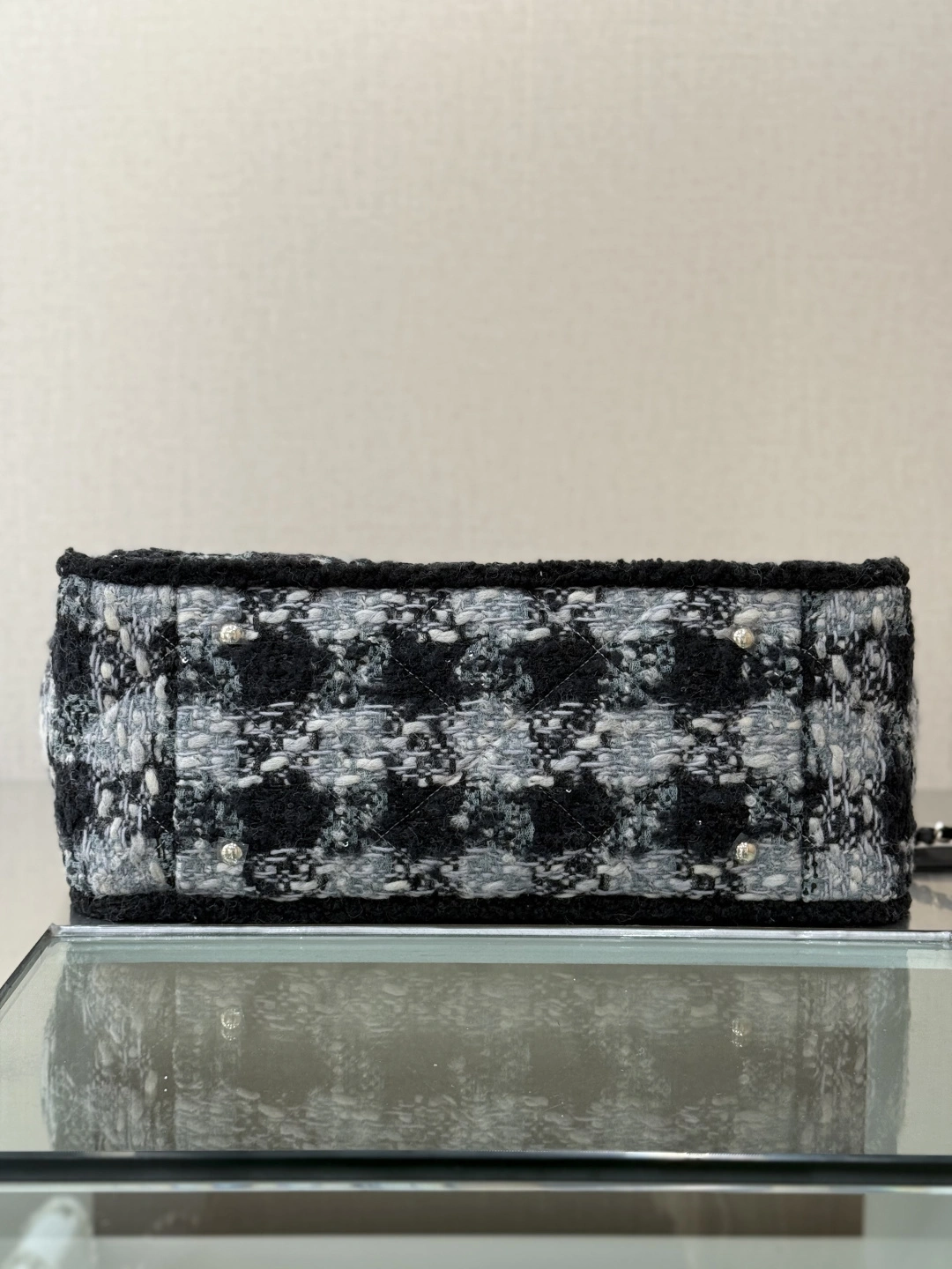 MOMO--3h1958 AS5689-B21394-U3546 high quality version item:E-B000L0716T