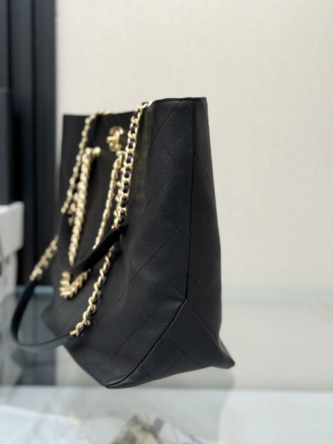 MOMO--3h1958 AS5746-B21867-94305 high quality version cowhide item:E-B000L0722T