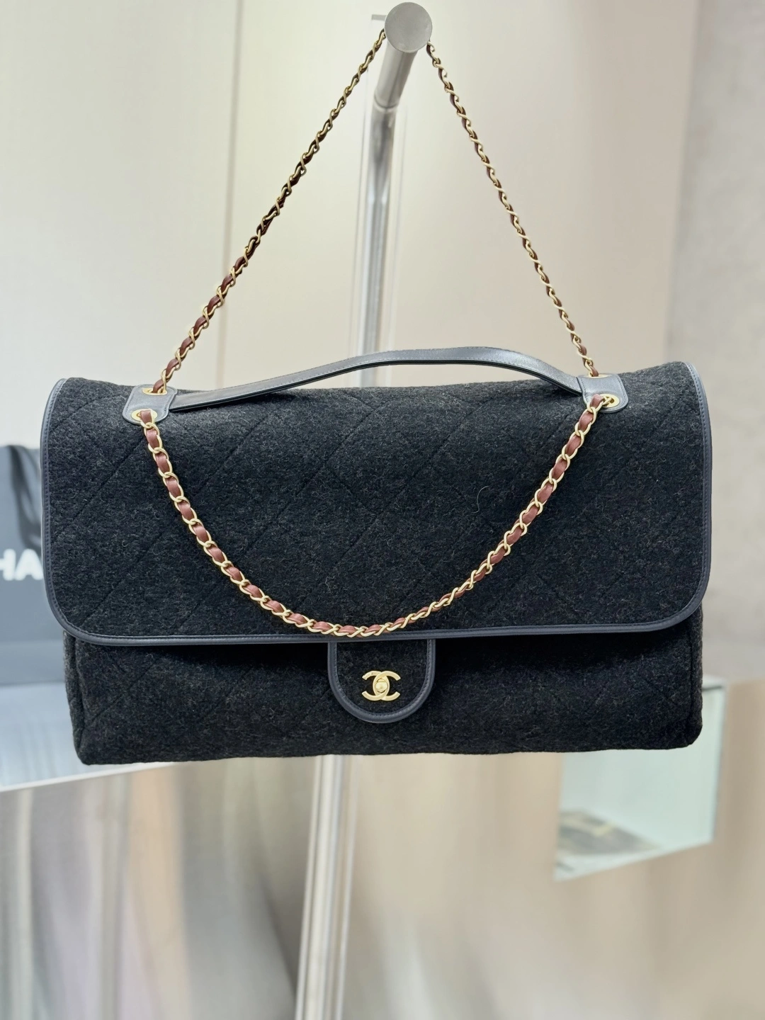 MOMO--3h1958 AS5852-B22152-U4336 high quality version item:E-B000L0714T
