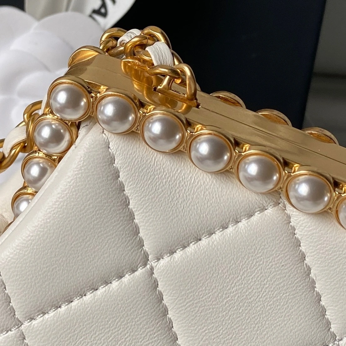 MOMO--3h1958 AS5912-B22675-U4531 high quality version sheepskin item:E-B000L2073T