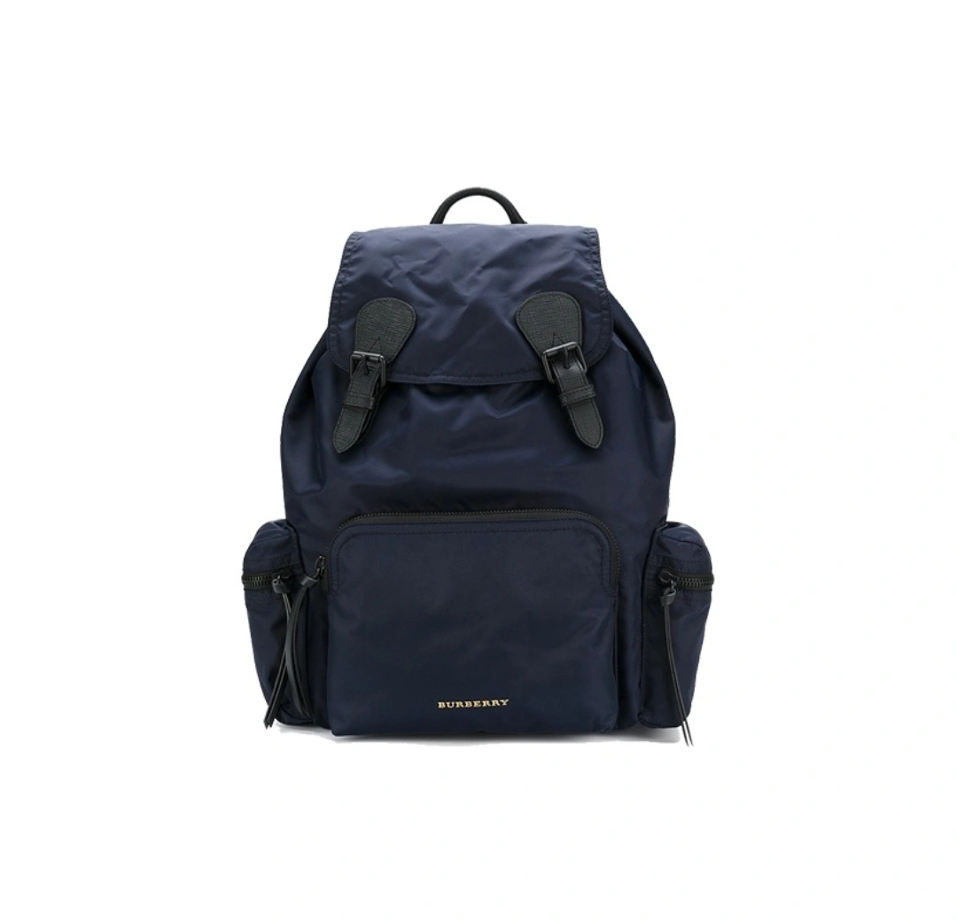 MOMO- 4020937 item:D-B000A2445R