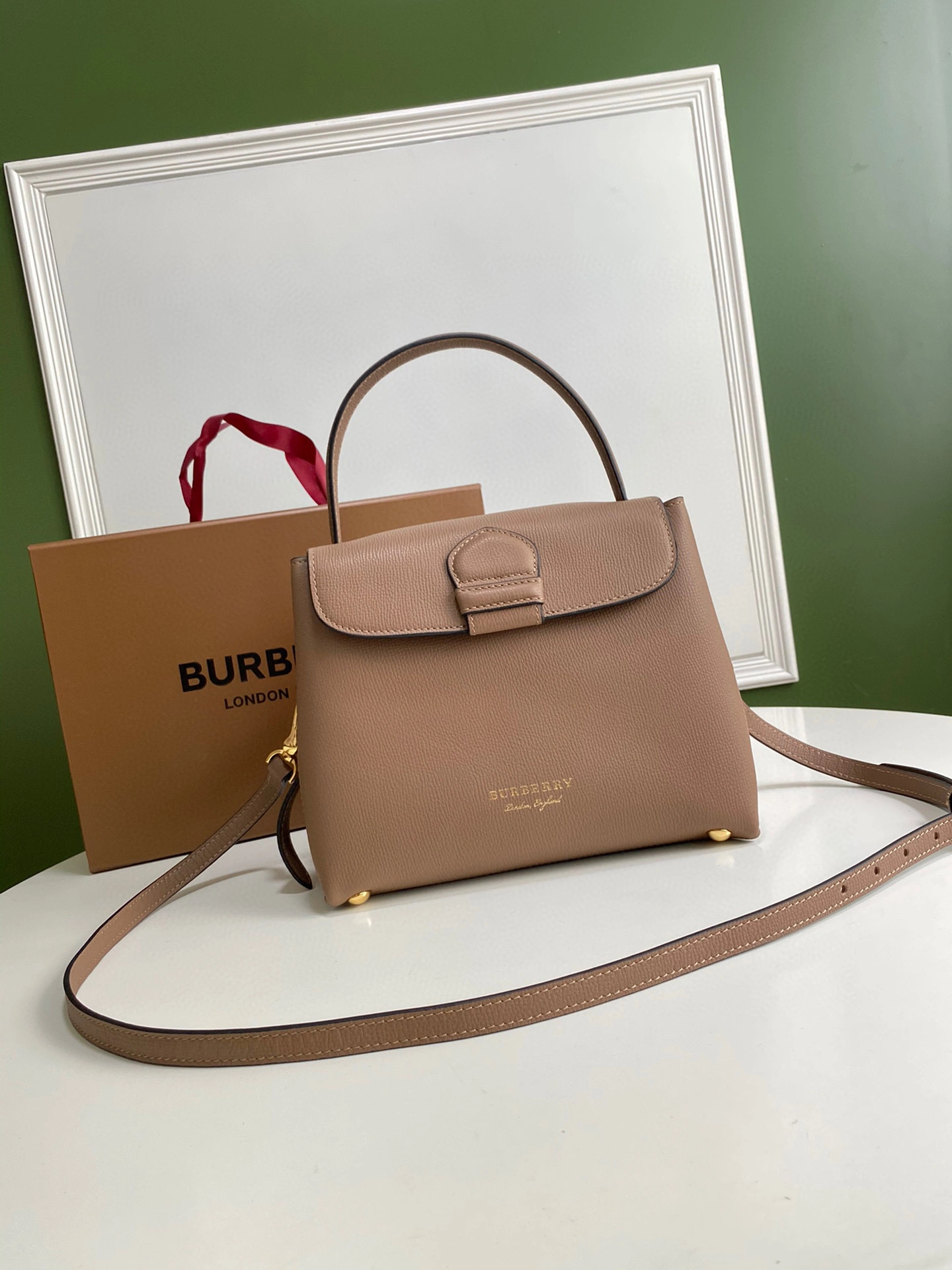 MOMO- 40611721 cowhide item：B-B000F1407C