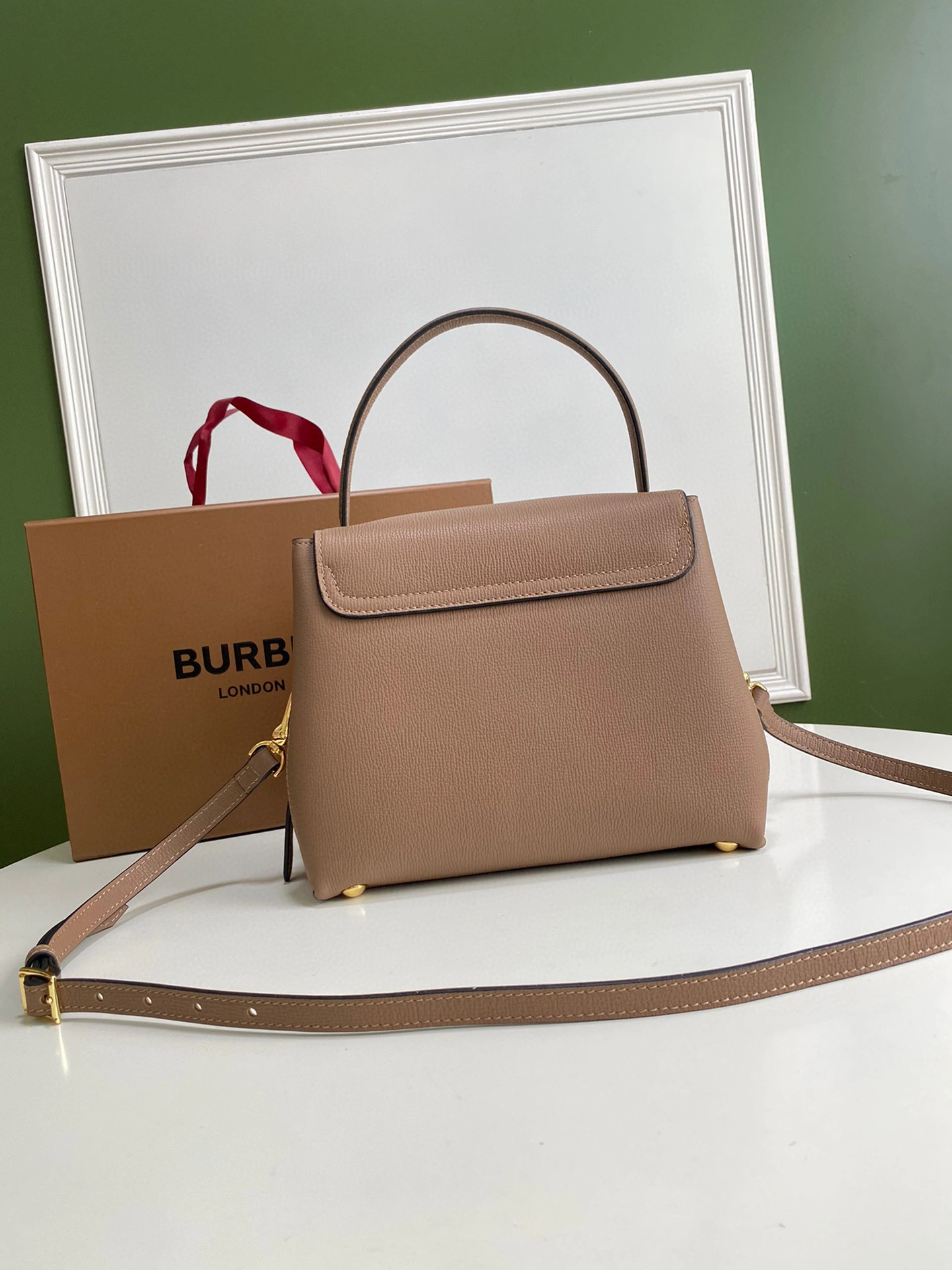 MOMO- 40611721 cowhide item：B-B000F1407C