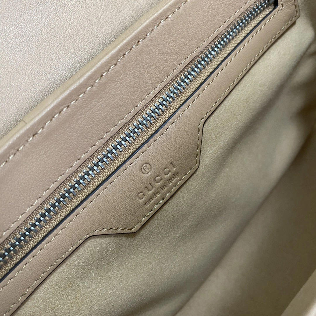 MOMO- 443497 cowhide item : A-B00M0520