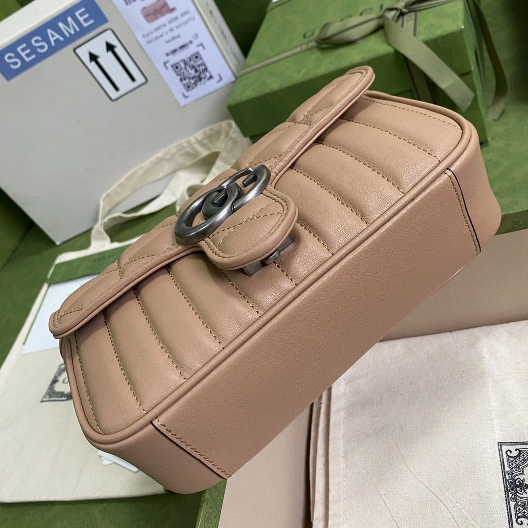 MOMO- 446744Marmont item : A-B520M0112