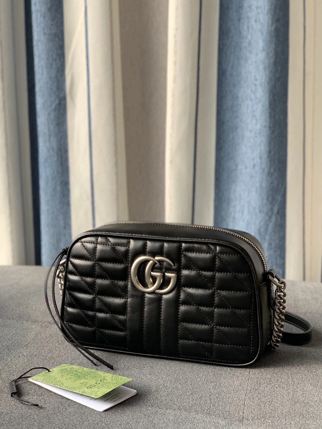MOMO- 447632Marmont item : A-B063M0109