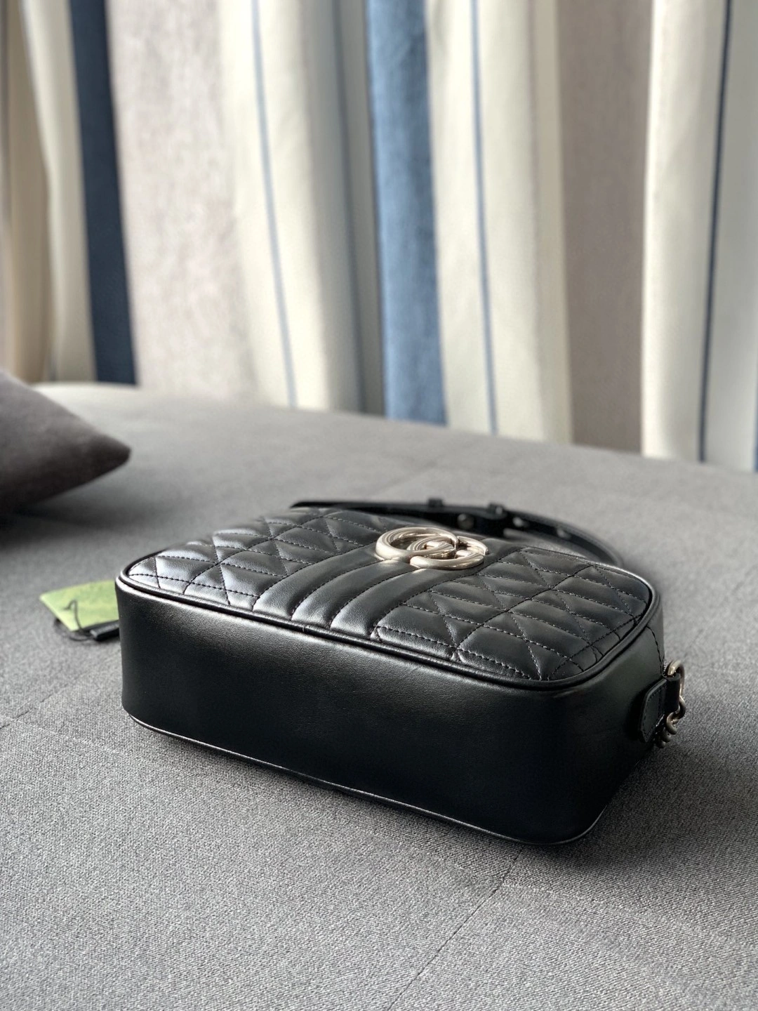 MOMO- 447632Marmont item : A-B063M0109