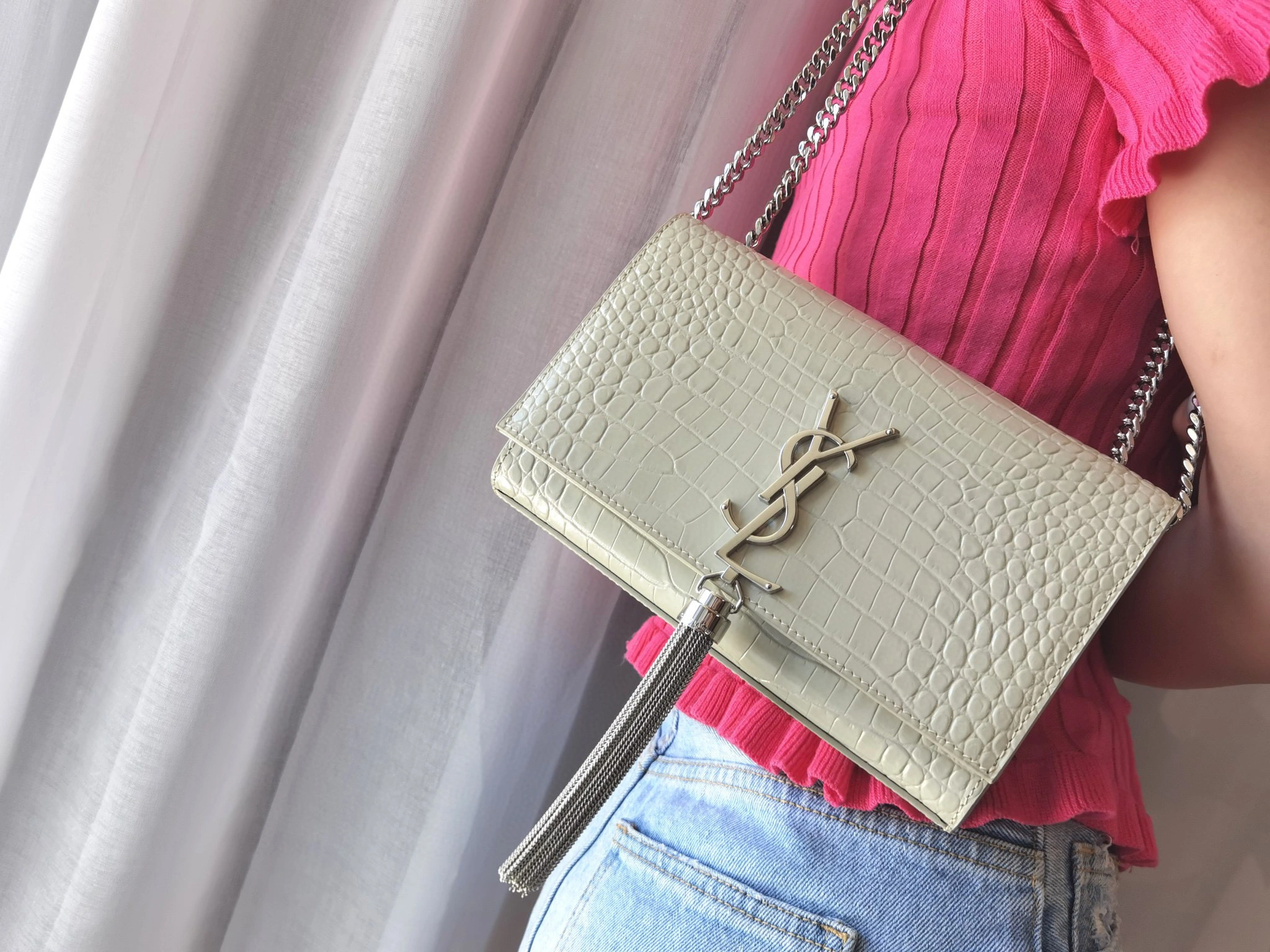 MOMO- 452159-DND1N-9207 KATE calfskin item：B-B063F0604C