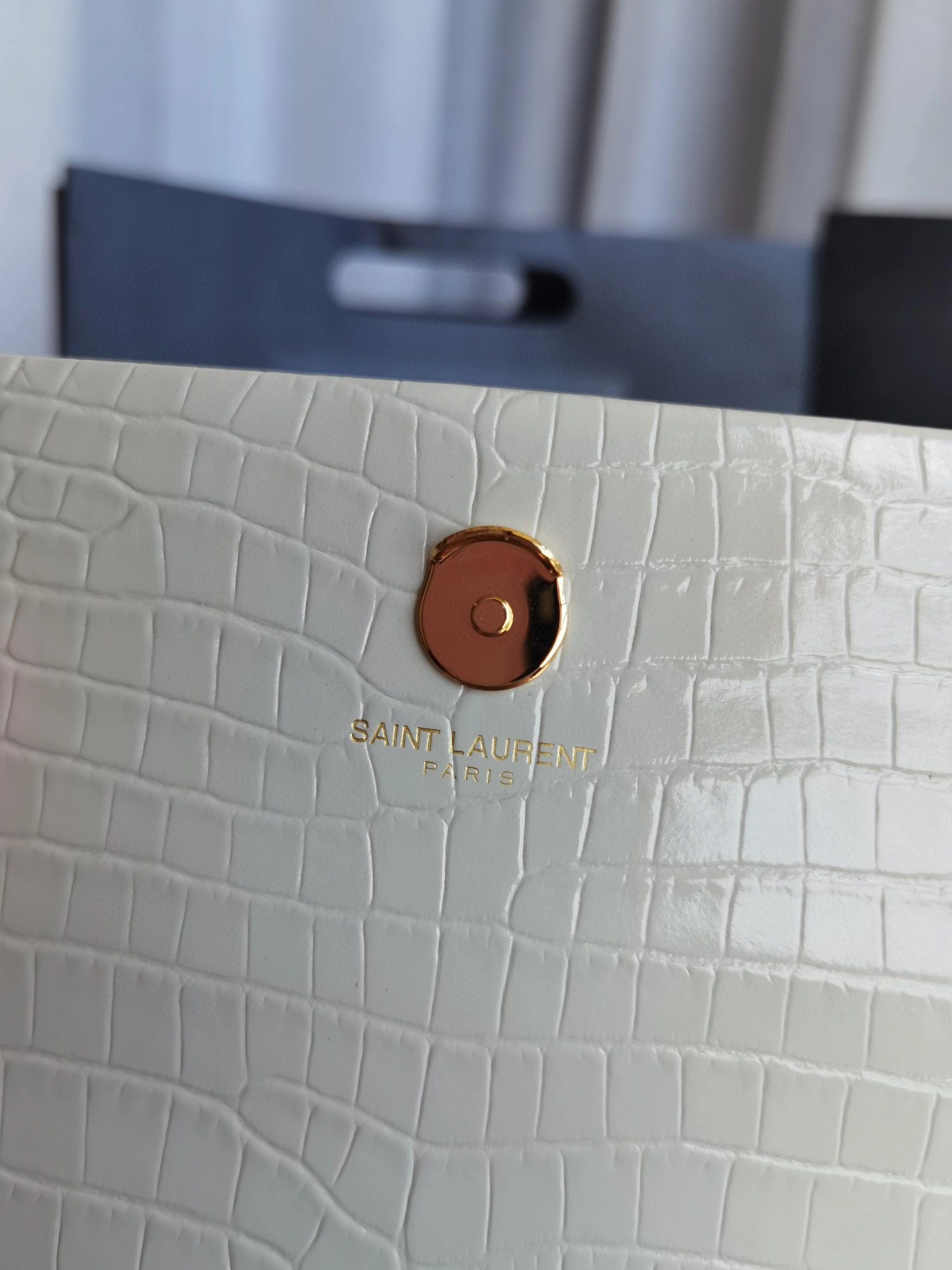 MOMO- 452159DND1J9207 KATE calfskin item：B-B063F0603C