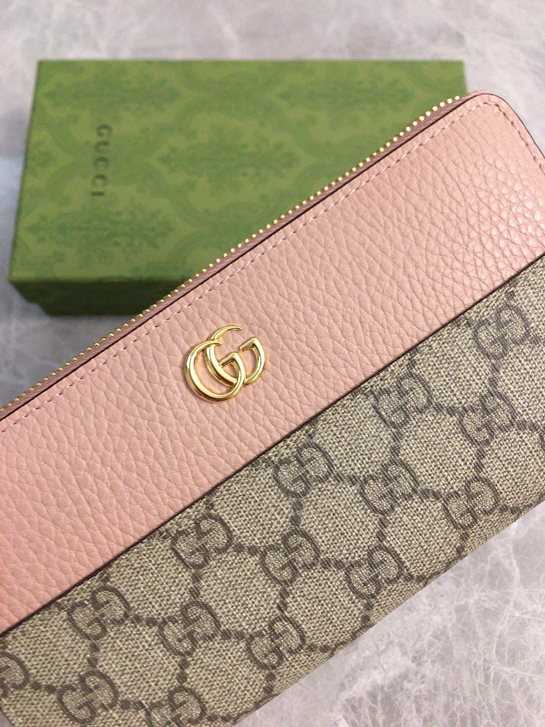 MOMO- 456117 Calfskin Ophidia item : A-B00M0119
