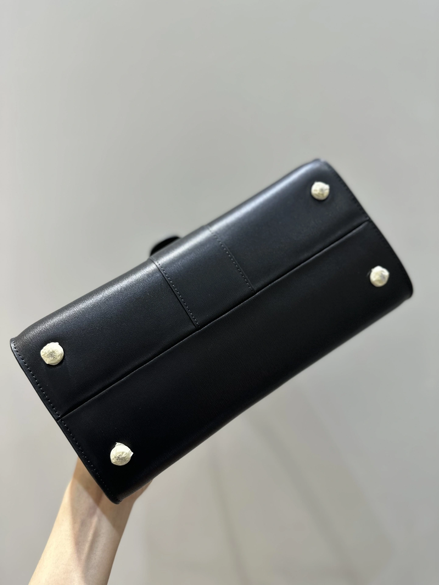 MOMO- 458v1ux AA0480AAM099ZPN high quality version lambskin item：E-B177I2535