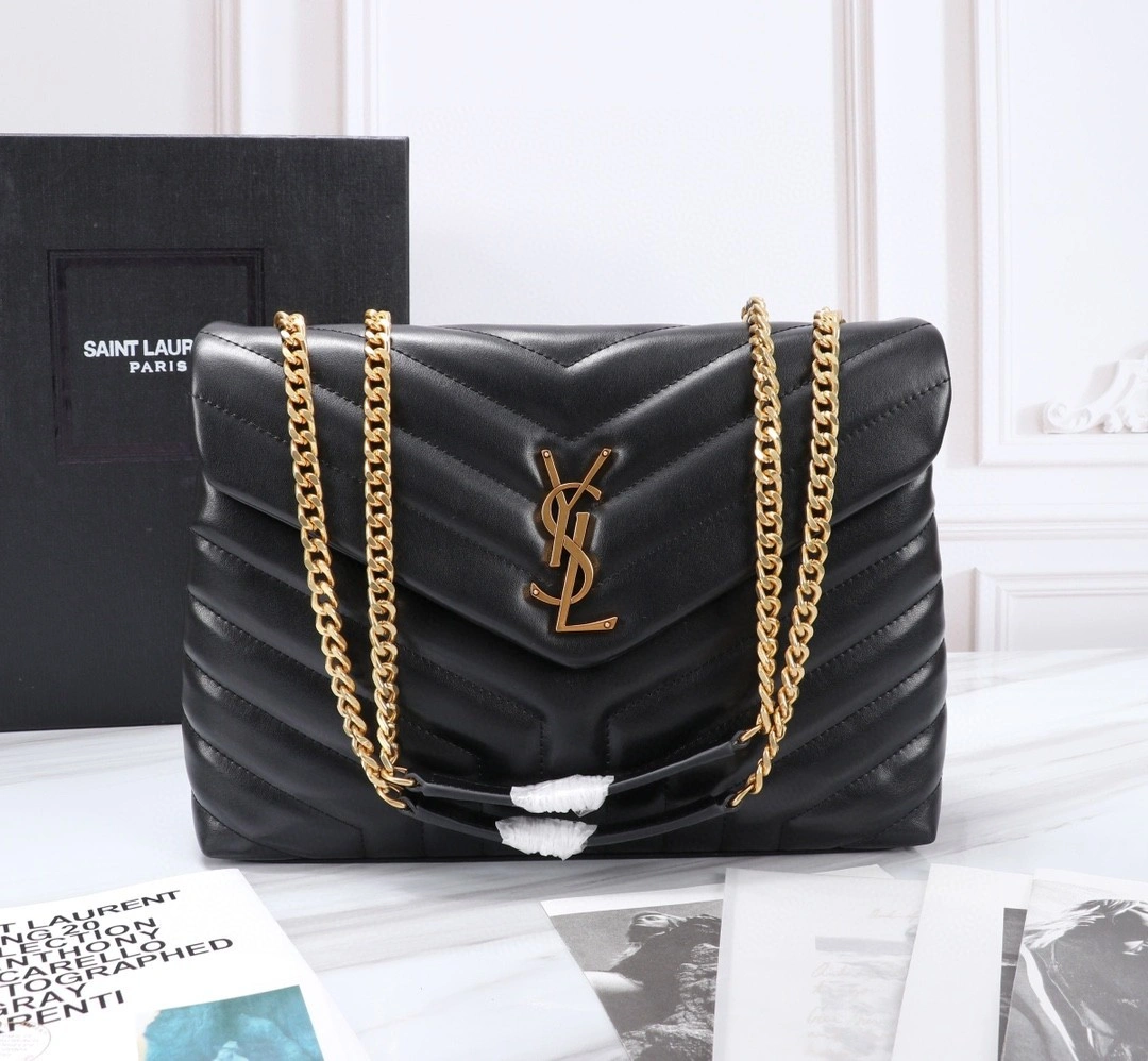 MOMO- 487216-DV727-1000 LouLou item : B-B597E1411W