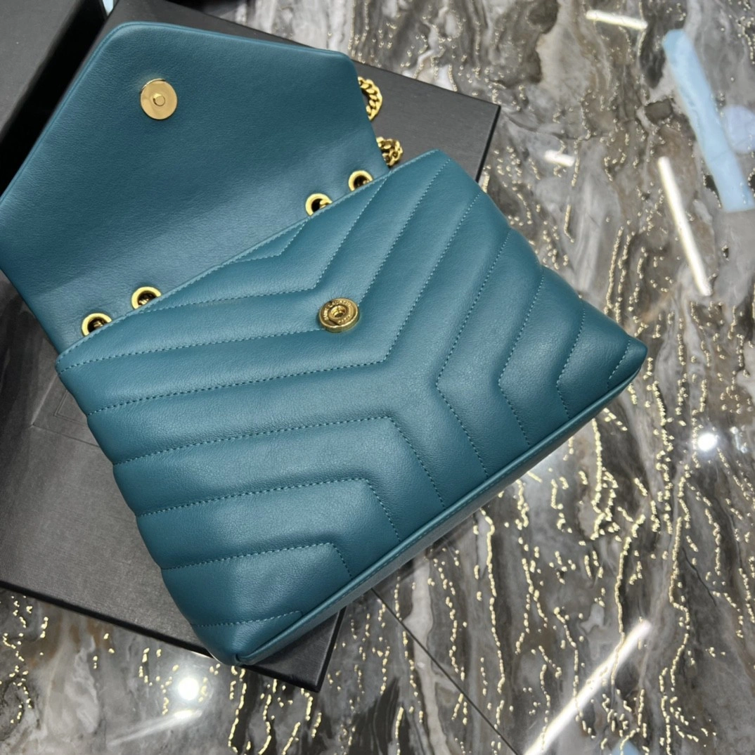 MOMO- 494699-DV727-4417 Calfskin LOULOU item : B-B597E1734W
