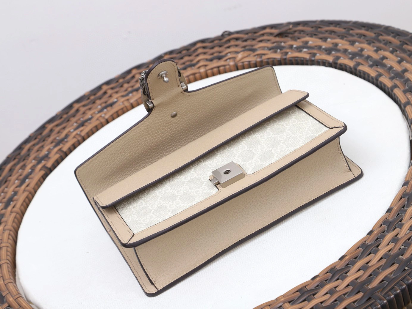 MOMO- 499623--9683 cowhide item：B-B000E1920C