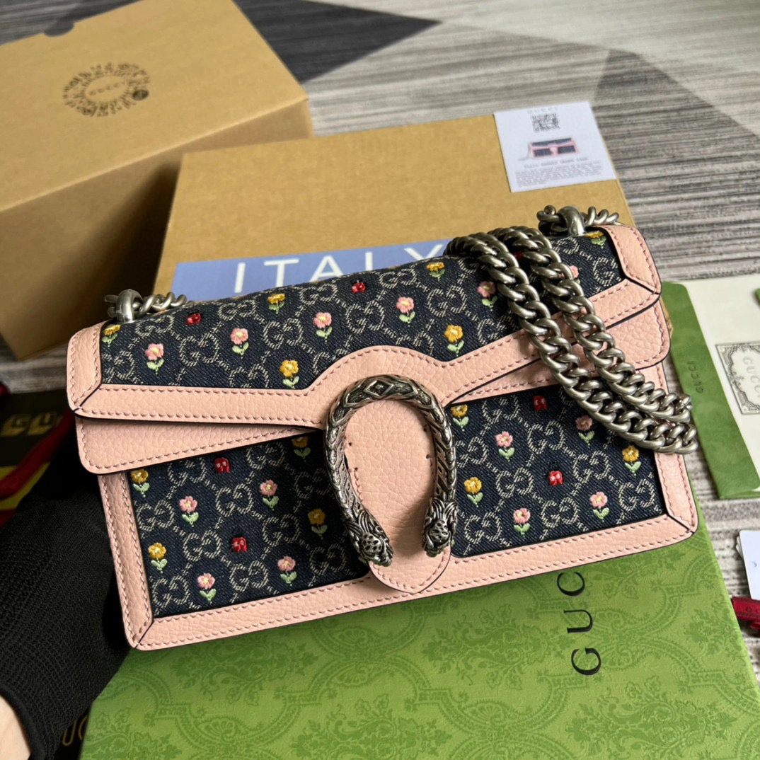 MOMO- 499623 2KQRN 4498 Blooming Love item：B-B564E1911C