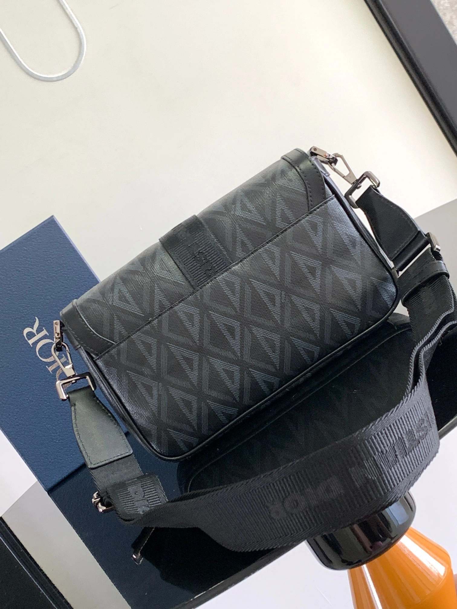 MOMO- 4ior 1ESME165CDP-H43E Hit the Road item:D-B109F2012