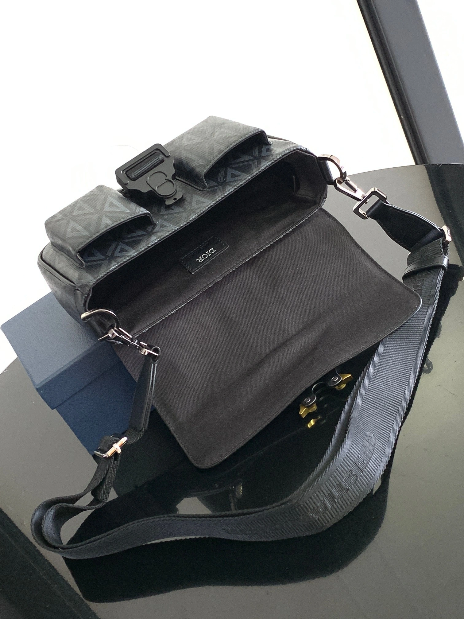 MOMO- 4ior 1ESME165CDP-H43E Hit the Road item:D-B109F2012