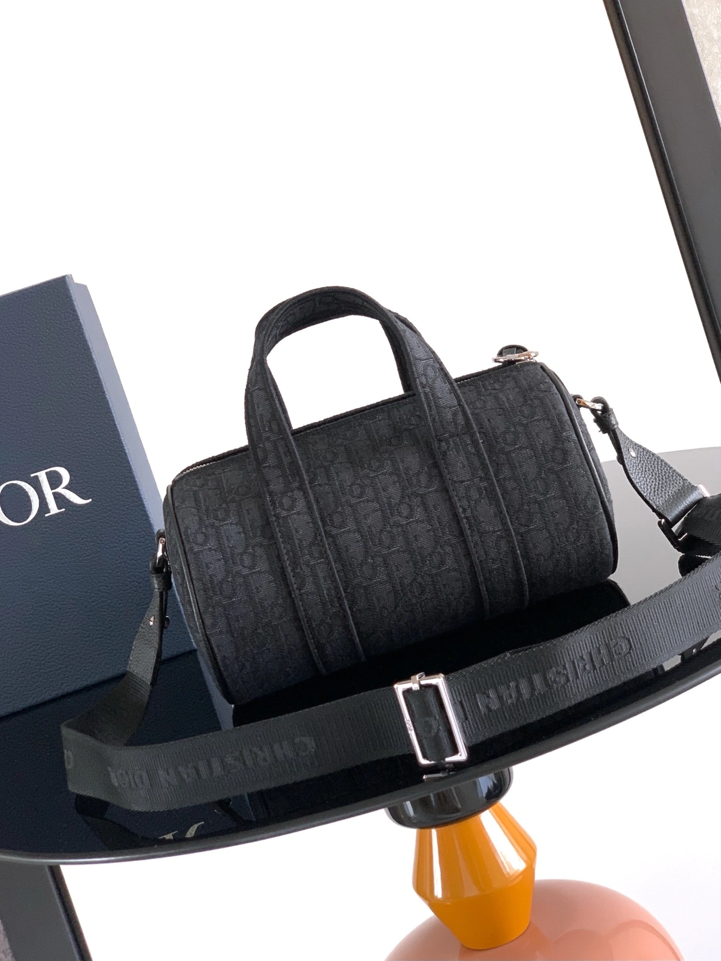 MOMO- 4ior 1ESPO397YJZ-H03E high quality version item：E-B813I2472