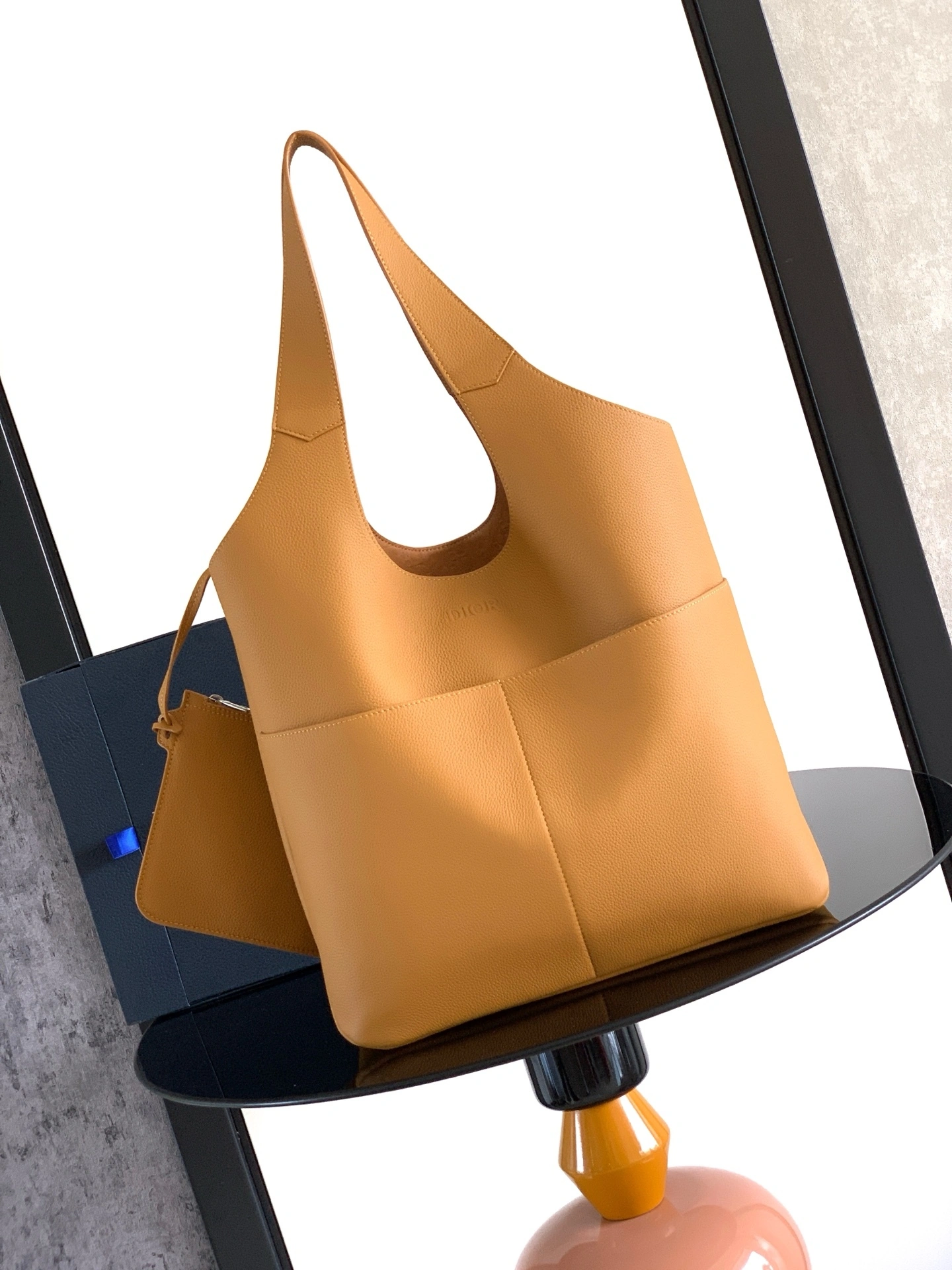 MOMO- 4ior 1LLSH276KEC-H130 Privé high quality version cowhide item：E-B813I2475