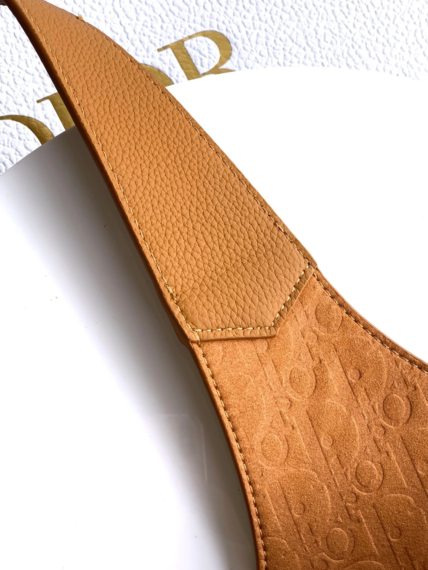 MOMO- 4ior 1LLSH276KEC-H130 Privé high quality version cowhide item：E-B813I2475