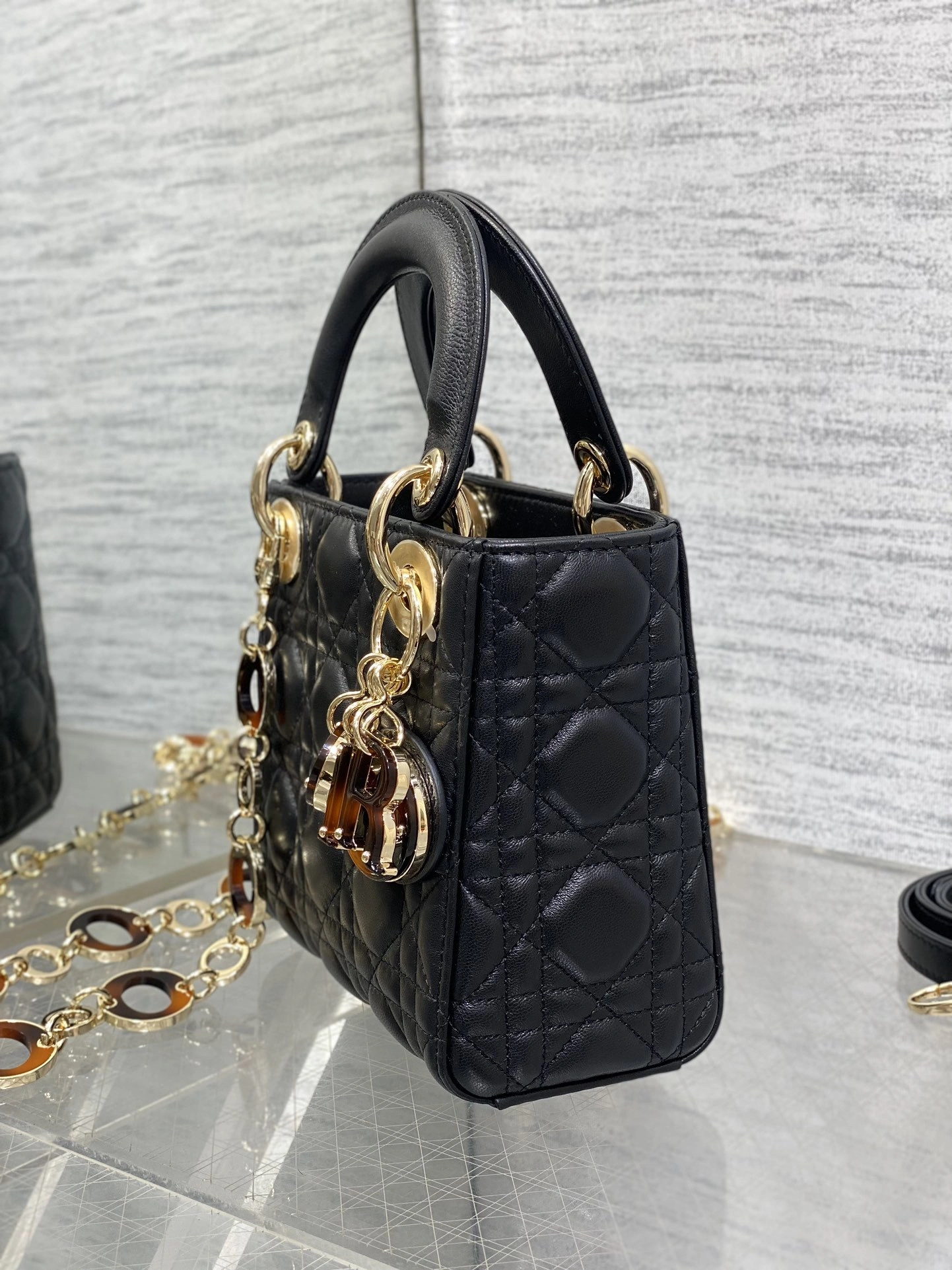 MOMO- 4ior M0500ONJK-M900 high quality version Lady item：E-B177I2577