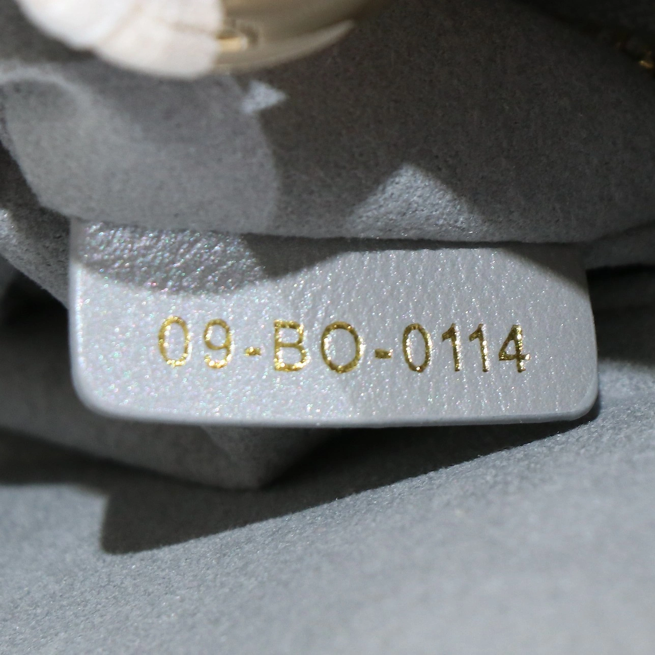 MOMO--4ior M0505OADU-M11G high quality version lady sheepskin item:E-B000L2039T