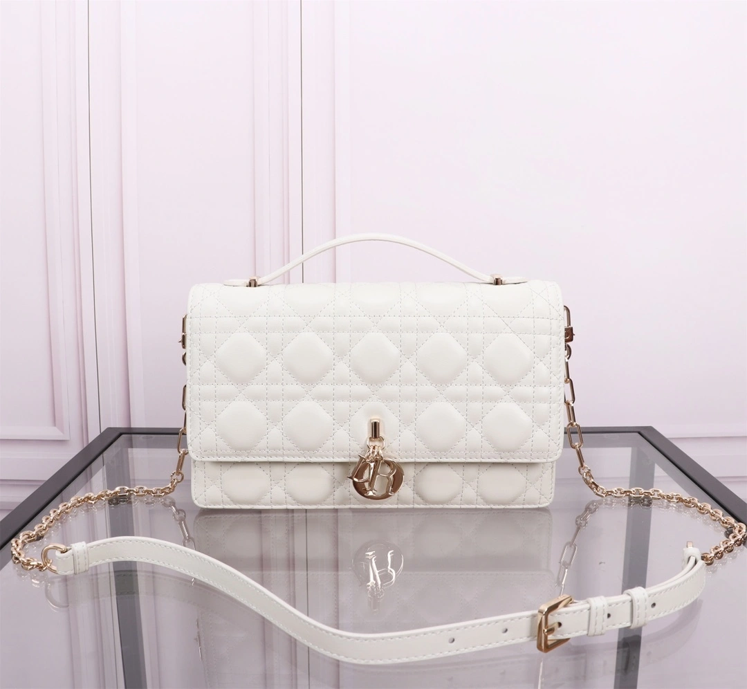 MOMO--4ior M0997ONGE-M030 high quality version Miss sheepskin item:E-B000L2052T
