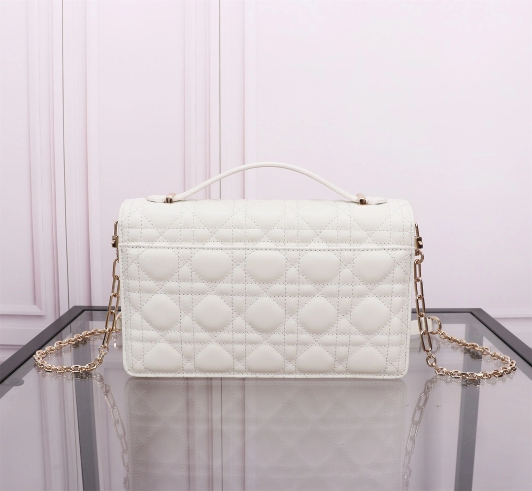 MOMO--4ior M0997ONGE-M030 high quality version Miss sheepskin item:E-B000L2052T
